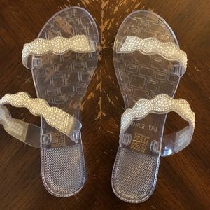 Clear sandals with pearls